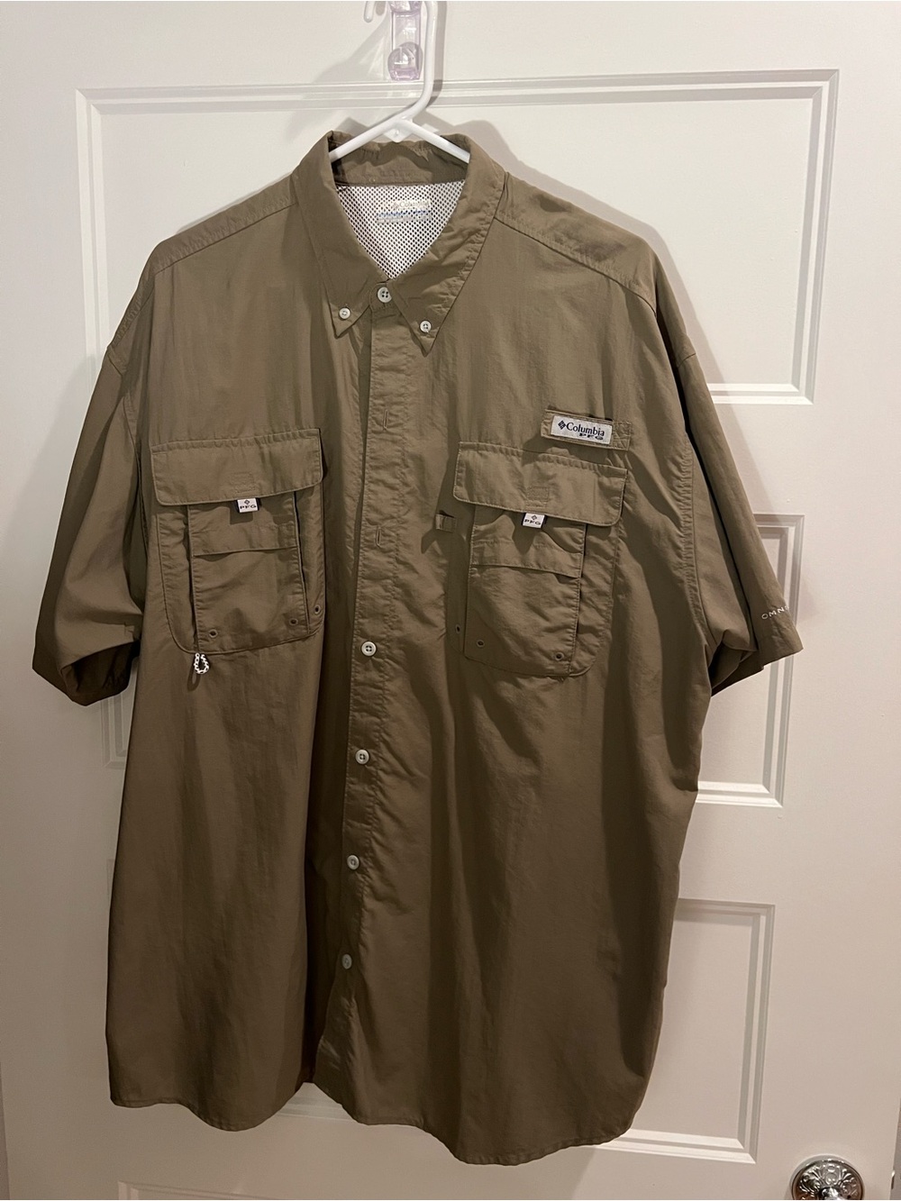 Columbia Men's Short-Sleeve Button-Down Shirt — Khaki Brown
